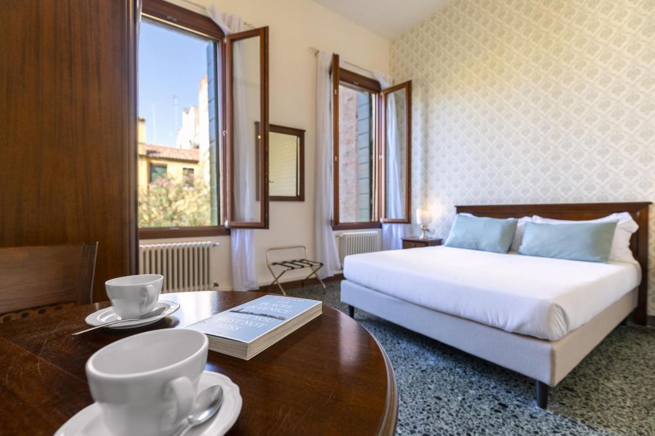 Residenza Centopietre - Dorsoduro By Wonderful Italy Венеция Экстерьер фото
